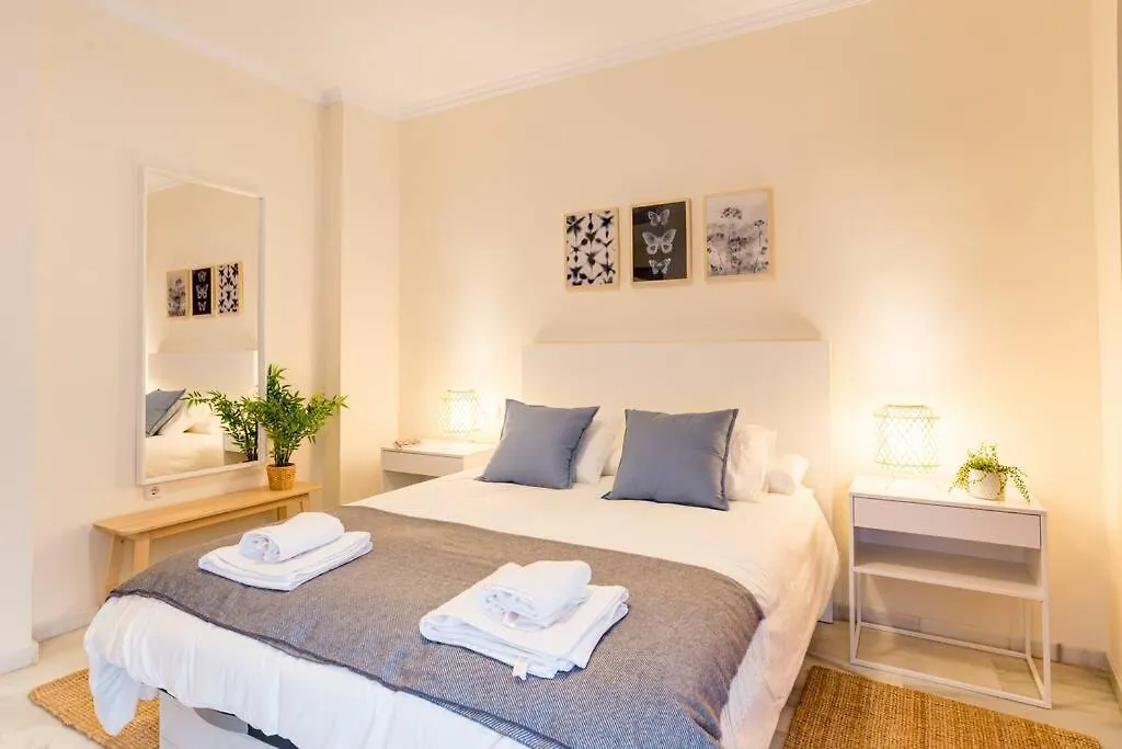 Apartamento TGH/ En el corazón de Málaga - Sebastian Souviron