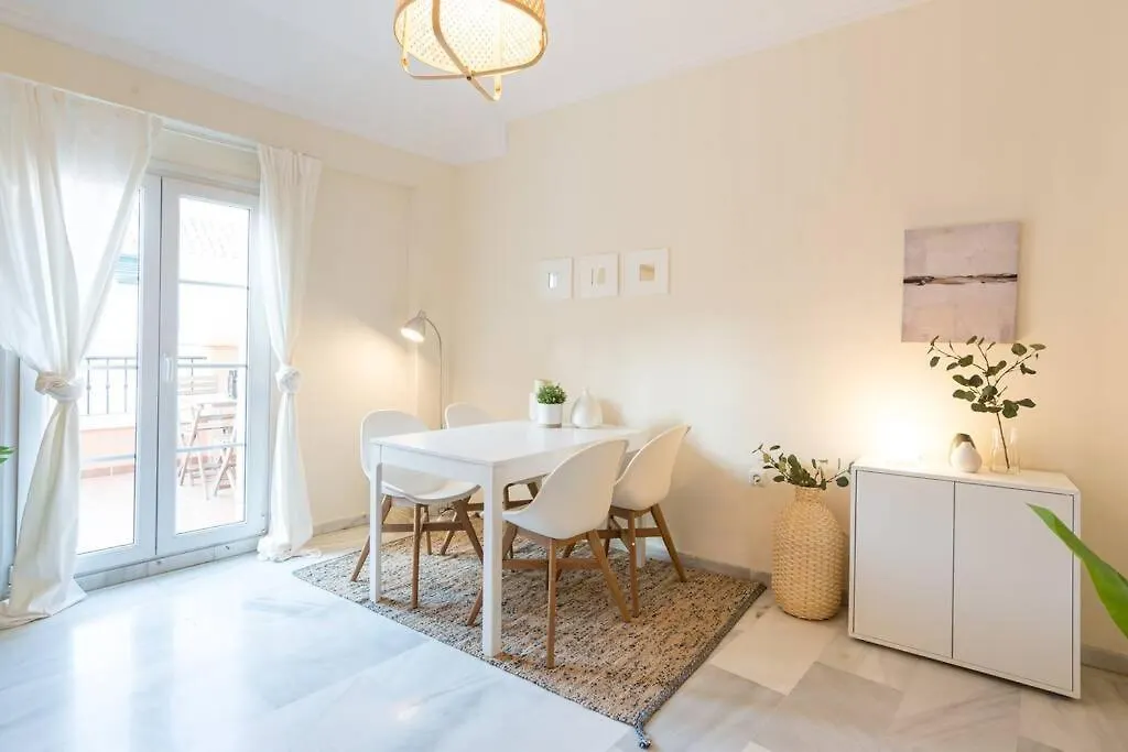Apartamento TGH/ En el corazón de Málaga - Sebastian Souviron 0*,  España